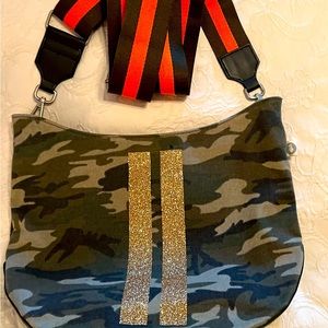 Quilted Koala city bag with strap.